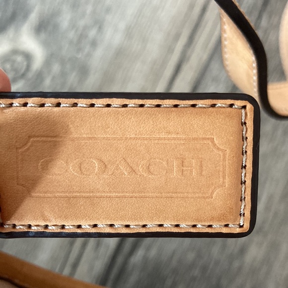 Cute Coach satchel. - Picture 4 of 9